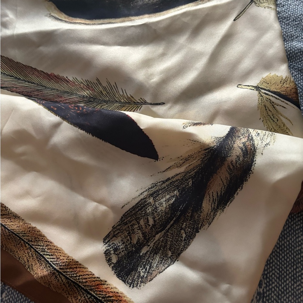 Banana Republic Brown and Cream Patterned Scarf Silk - Picture 4 of 4